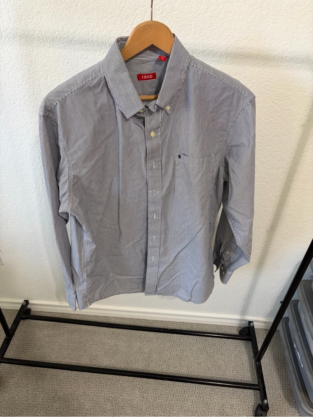 Izod Men's Navy and White Pinstripe Button-Down Shirt